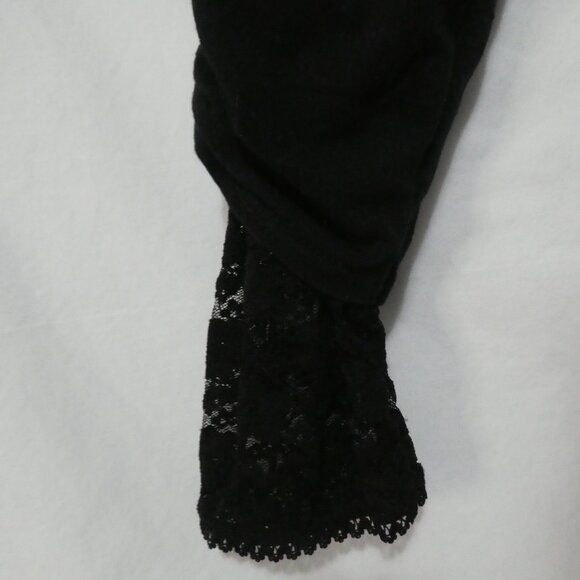 Unbranded | 12.5 inch waist measured | Black Leggings With Bottom Lace Hem - Picture 8 of 16